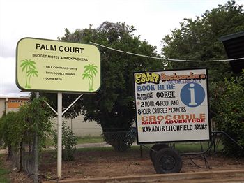 Palm Court Budget Motel Hostel/Backpackers - Accommodation Port Macquarie 1