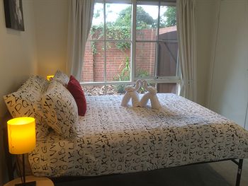 Australian Home Away Doncaster Elgar 2 - Accommodation Port Macquarie 7