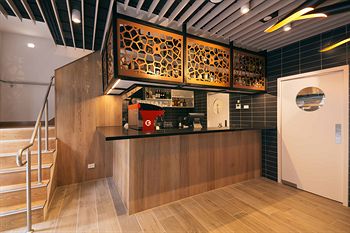 Brady Hotels - Accommodation Port Macquarie 7