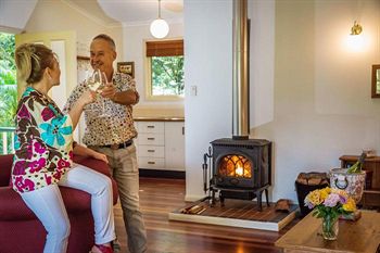 The Falls Montville - Accommodation Port Macquarie 7