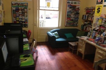 Oslo Hotel - Hostel - Accommodation Port Macquarie 5