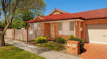 Waverley Corporate Townhouses - Accommodation Port Macquarie 1