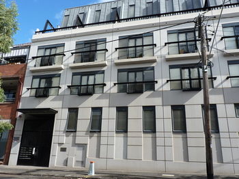 Australian Home Away @ Market Square Melbourne - Accommodation Port Macquarie 2