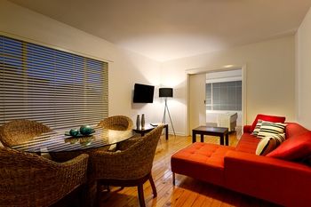 Crest On Barkly Serviced Apartments - Accommodation Port Macquarie 7