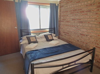 Dungowan Waterfront Apartments - Accommodation Port Macquarie 19