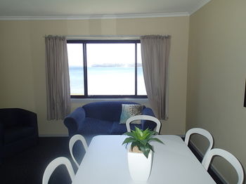 Dungowan Waterfront Apartments - Accommodation Port Macquarie 183