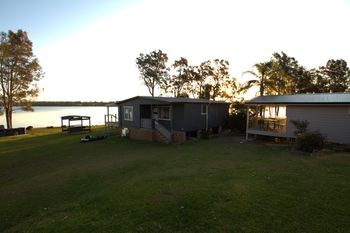 Dungowan Waterfront Apartments - Accommodation Port Macquarie 245