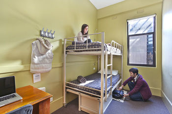Melbourne Central YHA - Hostel - Accommodation Port Macquarie 3