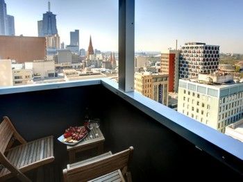 Plum Collins Street Serviced Apartments - Accommodation Port Macquarie 4