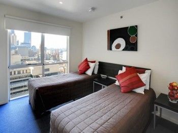 Plum Collins Street Serviced Apartments - Accommodation Port Macquarie 13