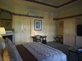 Simpson Of Potts Point - Accommodation Port Macquarie 18