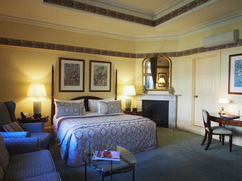 Simpson Of Potts Point - Accommodation Port Macquarie 32