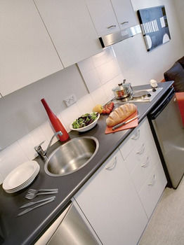 Plum Carlton Serviced Apartments - Accommodation Port Macquarie 14