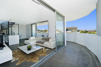 Bondi Beach Apartments - Accommodation Port Macquarie 1