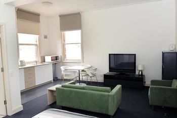 Yarra House Campus Summer Stays - Accommodation Port Macquarie 1