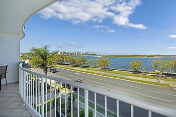 Sandy Shores Luxury Holiday Units - Accommodation Port Macquarie 5