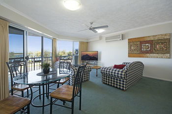 Sandy Shores Luxury Holiday Units - Accommodation Port Macquarie 21