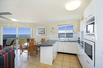Sandy Shores Luxury Holiday Units - Accommodation Port Macquarie 40