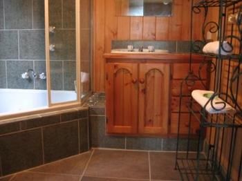 Belle's At Montville - Accommodation Port Macquarie 17