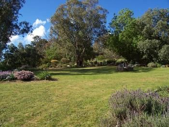 Church House B&B Gundagai - Accommodation Port Macquarie 2