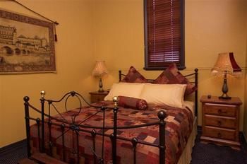 Church House B&B Gundagai - Accommodation Port Macquarie 5