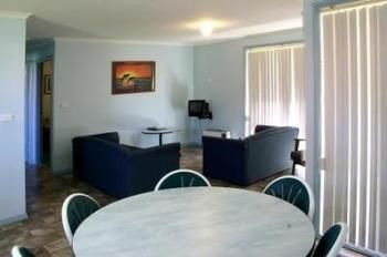Kings Point Retreat - Accommodation Port Macquarie 10