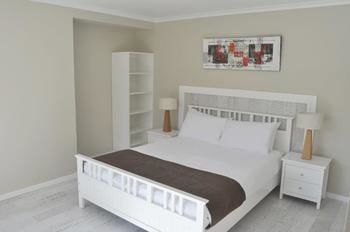 Kings Point Retreat - Accommodation Port Macquarie 13