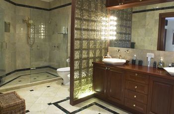 Kingfishers Manor @ Noosa - Accommodation Port Macquarie 36