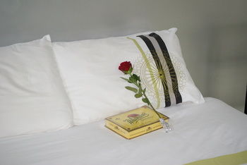 Kingfishers Manor @ Noosa - Accommodation Port Macquarie 40