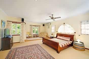 Kingfishers Manor @ Noosa - Accommodation Port Macquarie 46