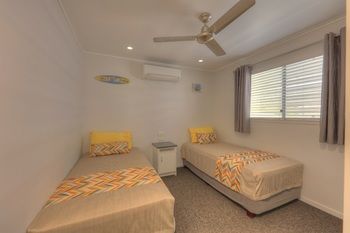 Alex Beach Cabins - Accommodation Port Macquarie 9