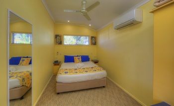 Alex Beach Cabins - Accommodation Port Macquarie 11