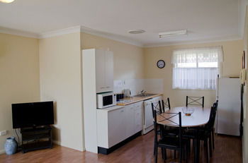 Baybrook Motor Inn & Apartments - Accommodation Port Macquarie 29