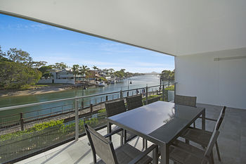 Jacaranda Noosa - Accommodation Port Macquarie 8