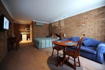 Golden Grain Motor Inn - Accommodation Port Macquarie 2