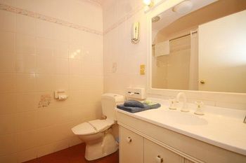 Golden Grain Motor Inn - Accommodation Port Macquarie 14
