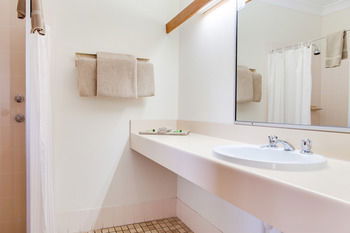 Forresters Beach Resort - Accommodation Port Macquarie 0