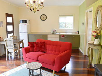 Apple Tree Cottage & Studio - Accommodation Port Macquarie 13