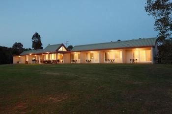 Rothbury Escape - Accommodation Port Macquarie 4