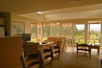 Rothbury Escape - Accommodation Port Macquarie 6