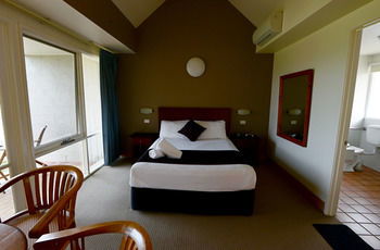 Rothbury Escape - Accommodation Port Macquarie 14