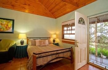 Bimbadeen Mountain Retreat - Accommodation Port Macquarie 3