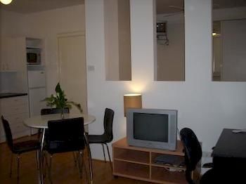 Central Apartments - Accommodation Port Macquarie 5