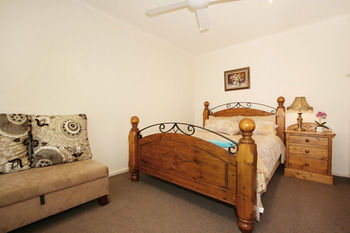 Lisson Holiday Rental - Accommodation Port Macquarie 3