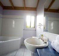 Budgewoi Holiday Park - Accommodation Port Macquarie