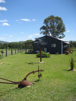 The Wattle Lodge - Accommodation Port Macquarie 2