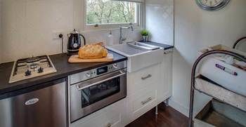 White Gates Cottage - Accommodation Port Macquarie 7