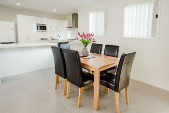 Wallsend Executive Apartments - Accommodation Port Macquarie 23