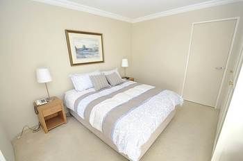 Drummoyne 3 Dru Furnished Apartment - Accommodation Port Macquarie 3
