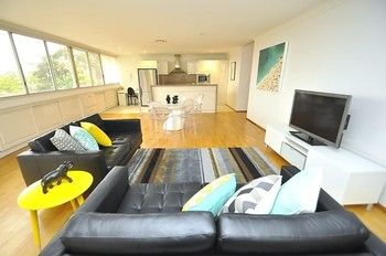 Neutral Bay 46 Young Furnished Apartment - Accommodation Port Macquarie 10